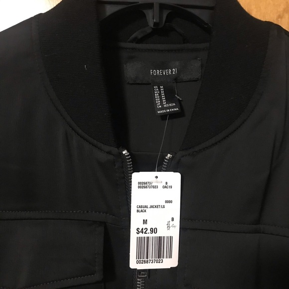 NWT long black jacket - Picture 3 of 4